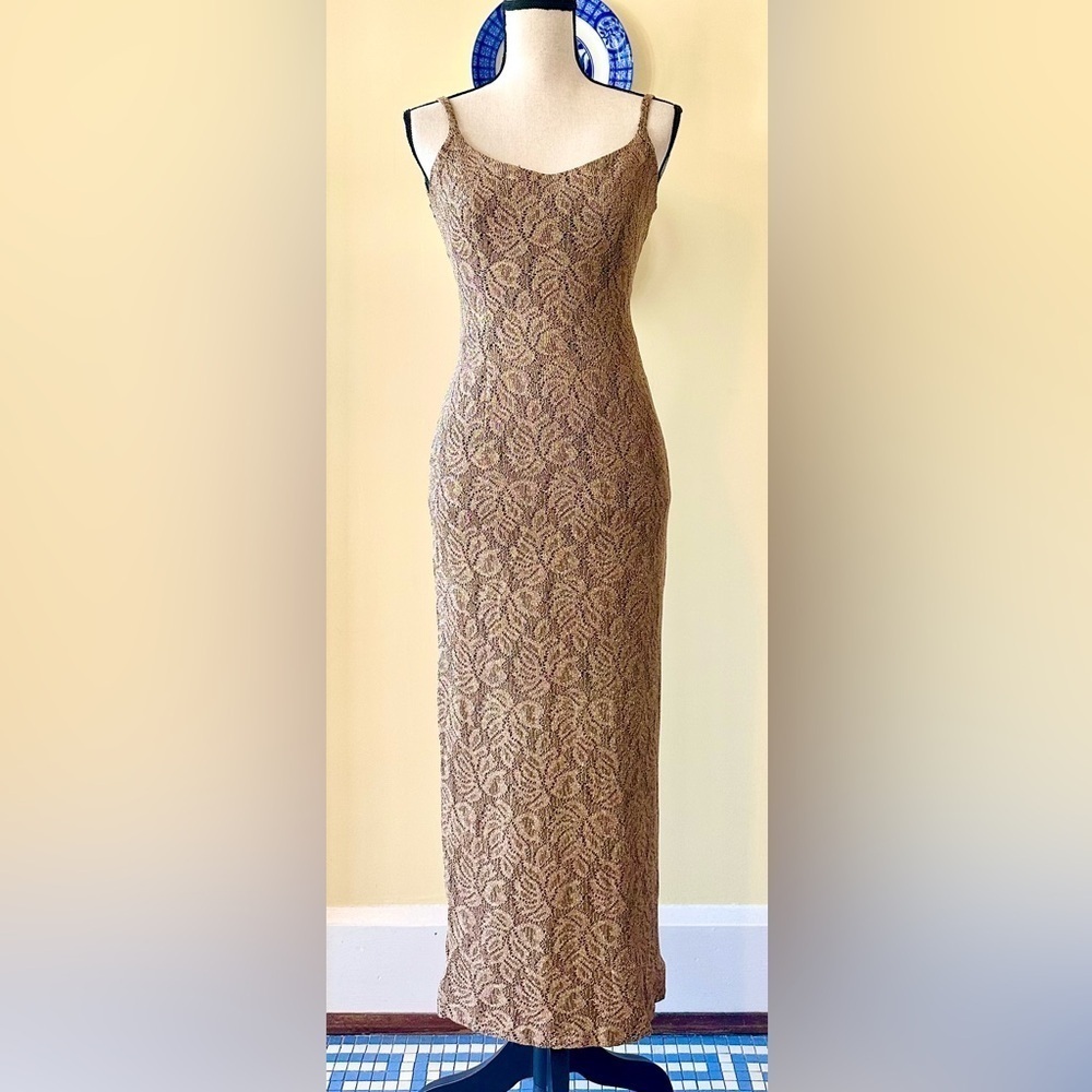 Dave & Johnny | 90’s Vintage Gold Crochet/Lace Sleeveless Maxi Formal/Prom Dress